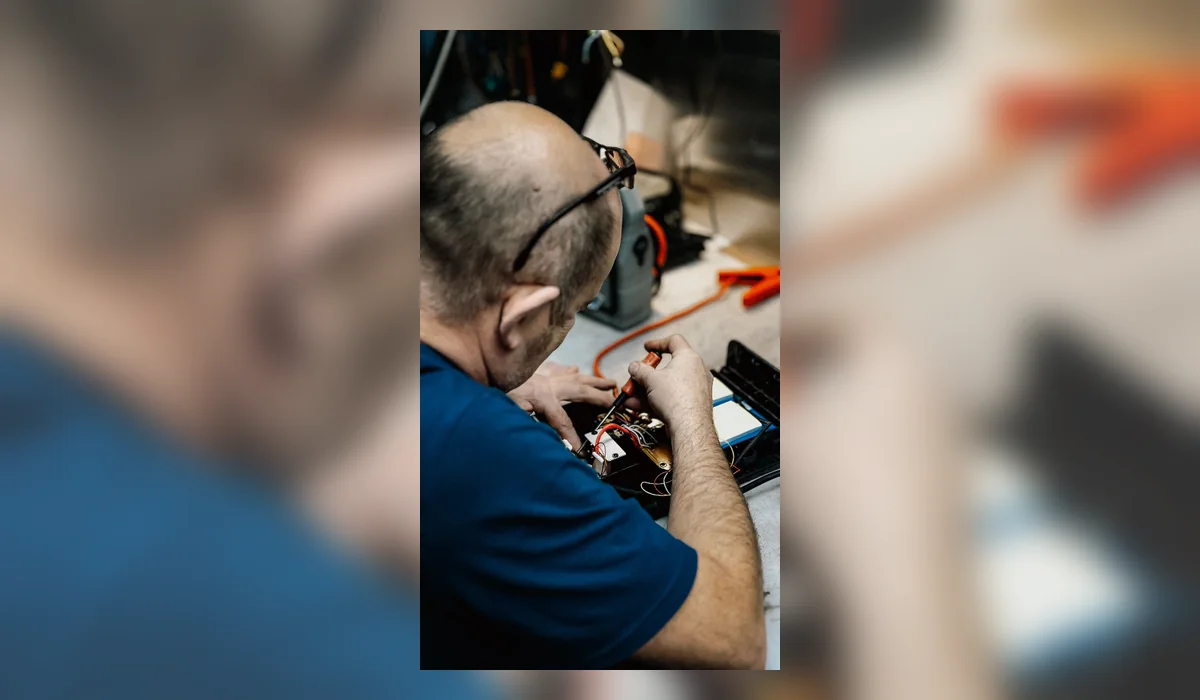 Foto real de archivo relacionada con El Amigo Electricista | Electricistas Urgentes Barcelona 24 Horas y su servicio