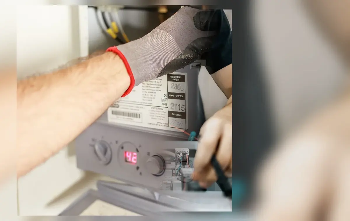 Electricistas en Alicante · fotografía real de ciudad y oficio