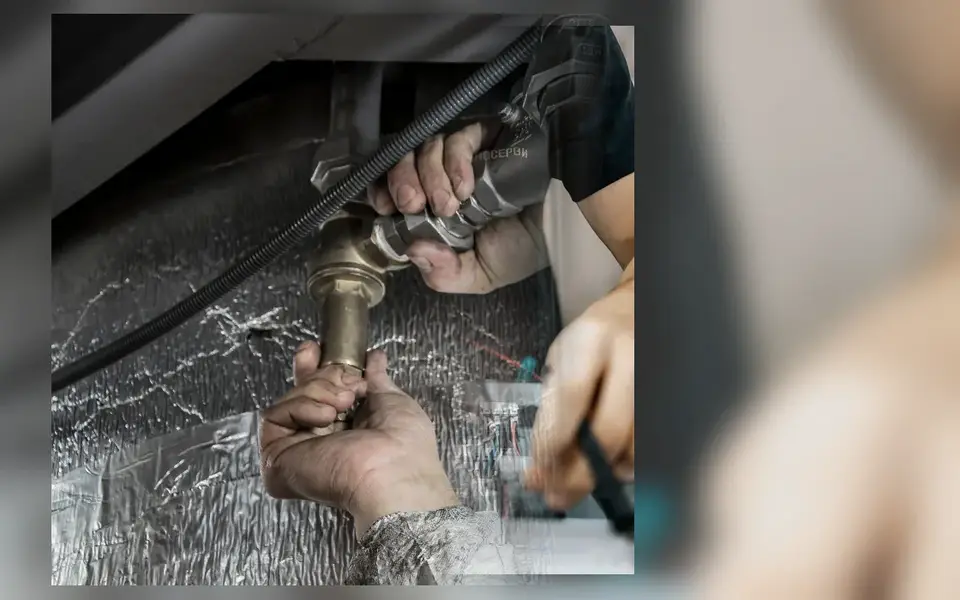 Electricistas en Fuenlabrada · fotografía real de ciudad y oficio