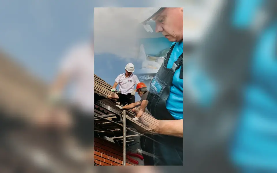 Tejados y cubiertas en Ourense · fotografía real de ciudad y oficio