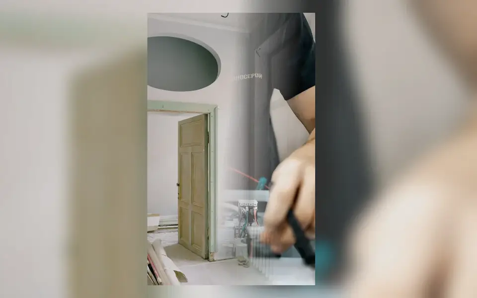 Electricistas en Pontevedra · fotografía real de ciudad y oficio